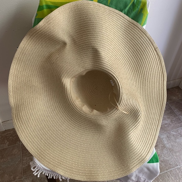 Palm Leaf Beach Bundle (4 piece set)